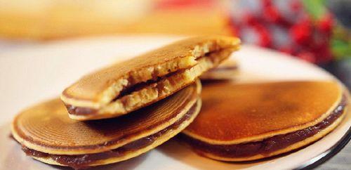 铜锣烧的视频,传统美食的现代化演绎